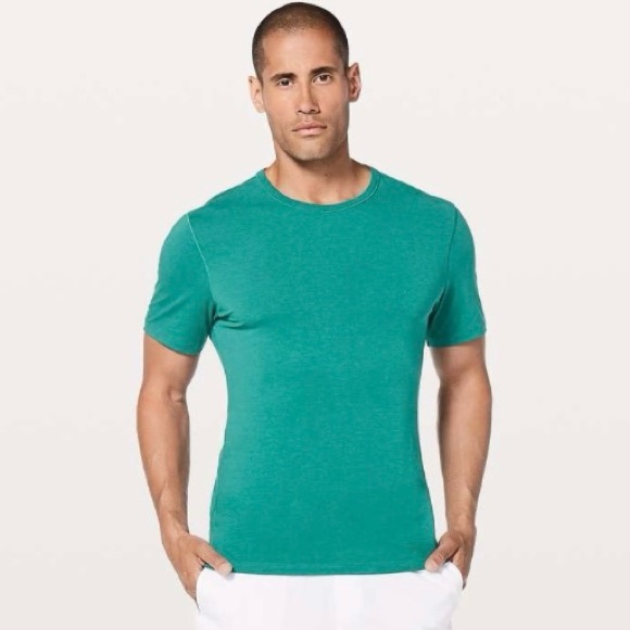 Lululemon - 5 year basic tee 🍋🇨🇦 - Picture 1 of 10